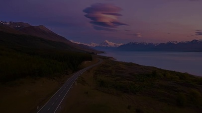 野外马路的晚霞