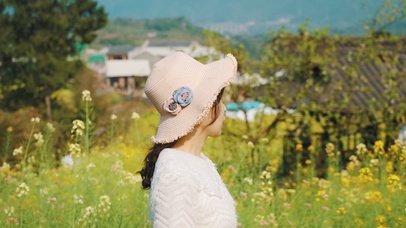 人物系列-春日油菜花