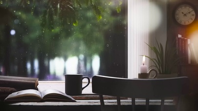 安静雨天窗边