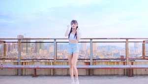 伢伢 Bboom Bboom