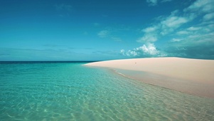 海浪沙滩度假中