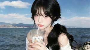 晴海气泡水女孩