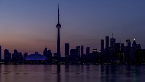 城市夜景延时摄影带鱼屏