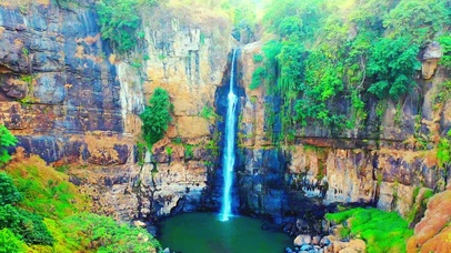 唯美峡谷瀑布4K