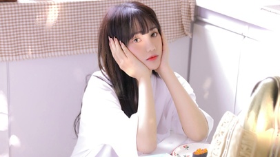 清新长发美女