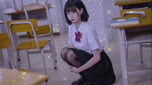 教室里黑丝萝莉少女