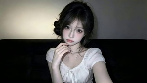 居家可爱少女