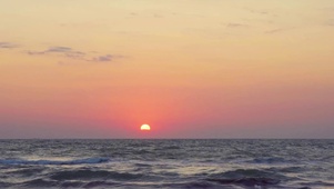 夕阳大海