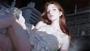 困倦的美女