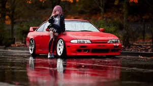 雨天街道美女