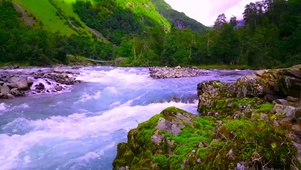 山林河流