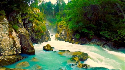 山涧流水