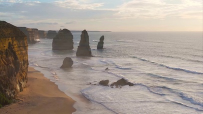 慢镜头下的高山海浪