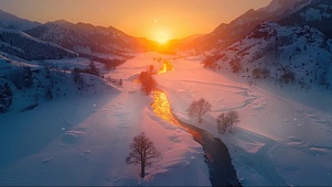 落日积雪蜿蜒河流