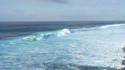 蓝色的大海海浪