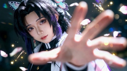蝴蝶忍cos的花屑光斑魅惑少女