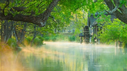 雾水流水