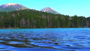 森林湖泊