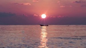 黄昏大海