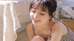 清纯可爱美女