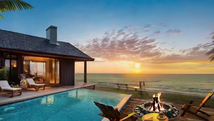 夕阳海景小屋