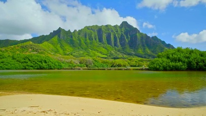 放松养眼高山湖畔