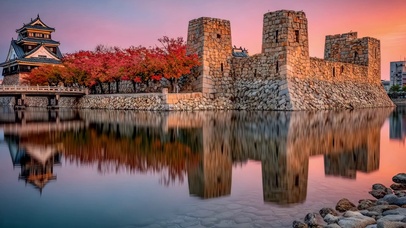 梦幻晚霞河畔古城