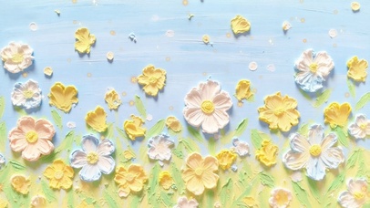 蓝空漫野的春日繁花