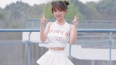 可爱宝贝女孩动感舞蹈