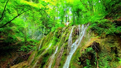 治愈减压山涧溪流 4K