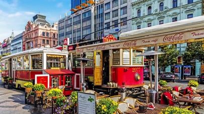 伦敦早晨户外咖啡厅