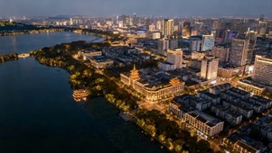 滨湖夜景