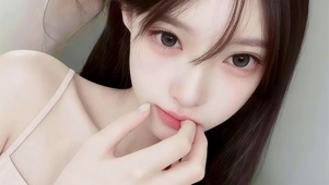 治愈可爱懵懂女孩
