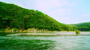 青山绿水河流