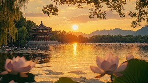 夕阳黄昏莲花河畔古亭