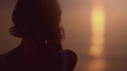 4k梦幻黄昏背影