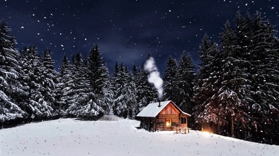 森林里白雪小屋