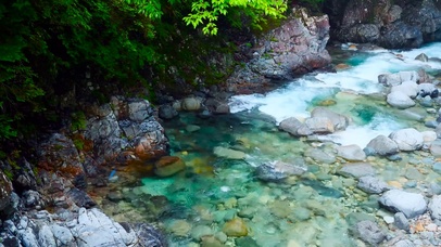 清凉溪流