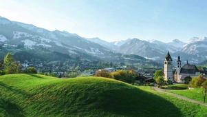 唯美治愈山丘人家青山绿水