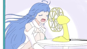 吹风扇的姑娘