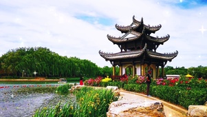 古建蓝天白云