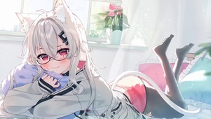 眼镜猫女孩