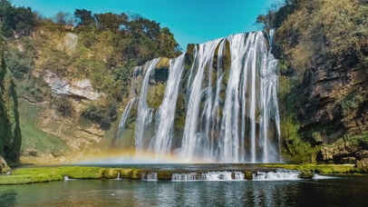 瀑布动态壁纸高清