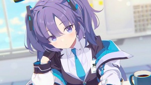 紫发少女