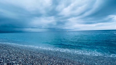 蓝色的海