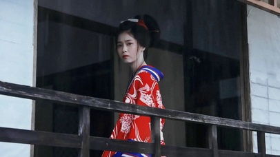 唯美治愈窗台前日本女妓