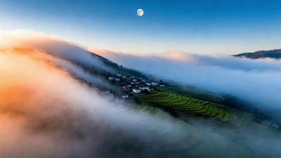 云海月落梯田