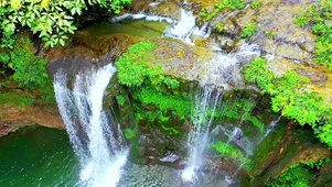 唯美高山水帘 4K