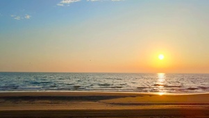 唯美夕阳海滩
