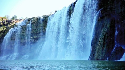 唯美壮观瀑布4K